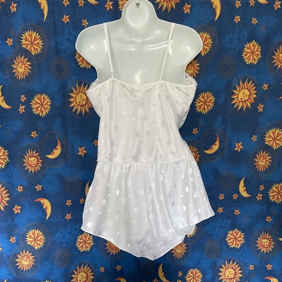 Vintage 90s Silk & Satin polka dot Sabrina Carpenter pj set - Picture 2 of 12